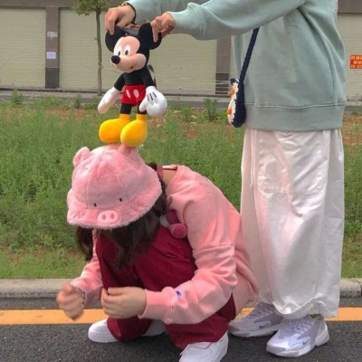 闺蜜小学生剪霸气头发女生头像图片