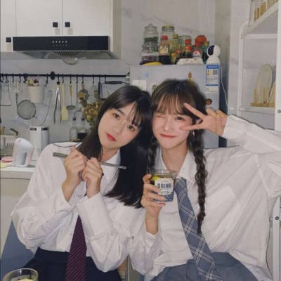 闺蜜小学生剪霸气头发女生头像图片