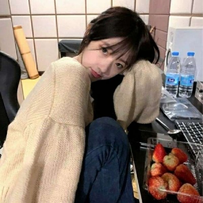 2021和小动物的女生头像图片