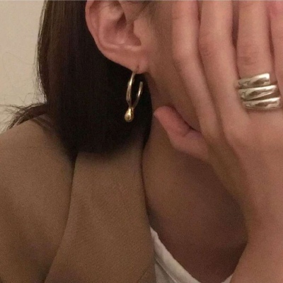 2021轻熟风女生头像图片图片