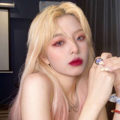 高清优质的气质好看qq头像女生图片