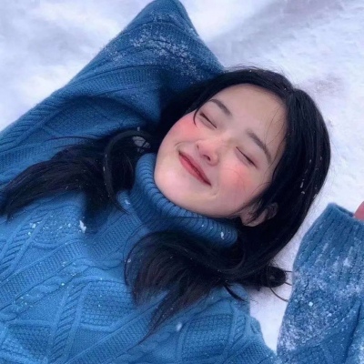 2021年新的微信头像五黑qq头像女生图片