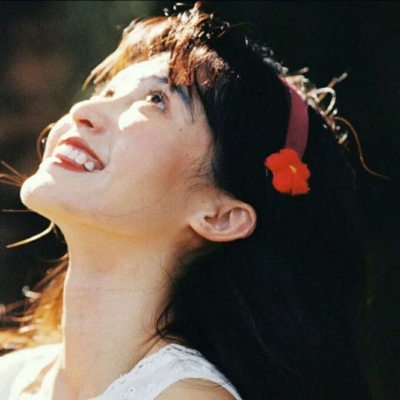2021最火的流行网图头像女生头像图片