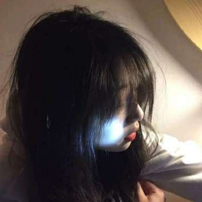 2021年微信头像q板二次元女生头像高冷傲图片