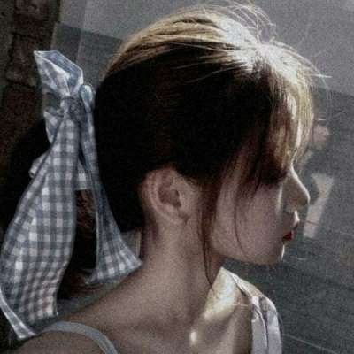 2021年微信头像q板二次元女生头像高冷傲图片