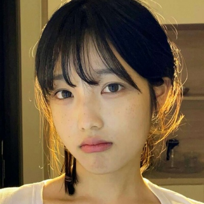 抖音qq头像悲伤二次元女生背影图片唯美图片
