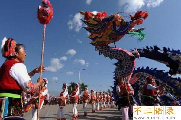 白族的传统节日：国家级非物质文化遗产(绕三灵)图片