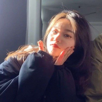 真人女生头像真人成熟温柔图片