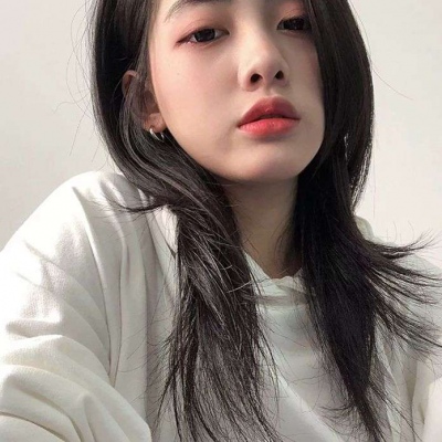 真人女生头像真人成熟温柔图片