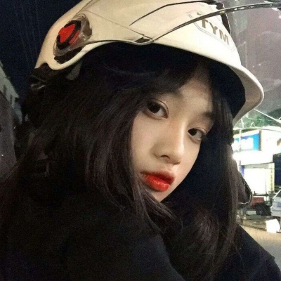 真人女生头像真人成熟温柔图片