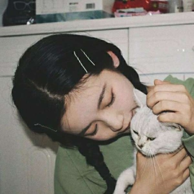 高清好看的污污的女生头像污图片