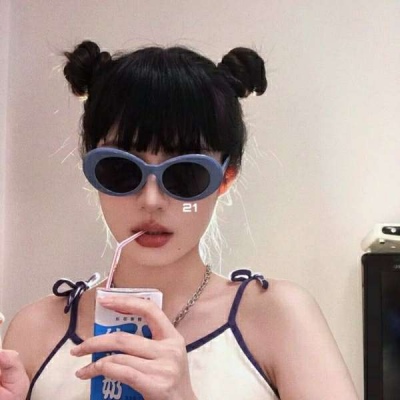 高清好看的污污的女生头像污图片