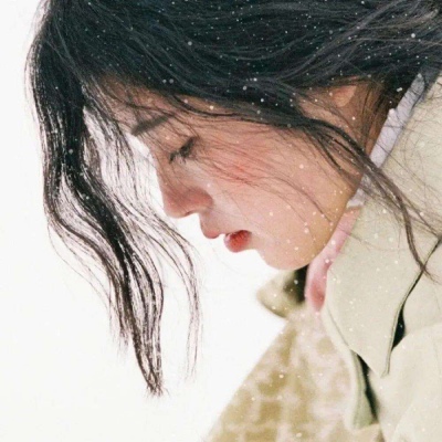 微信头像动漫正面头像女生头像图片