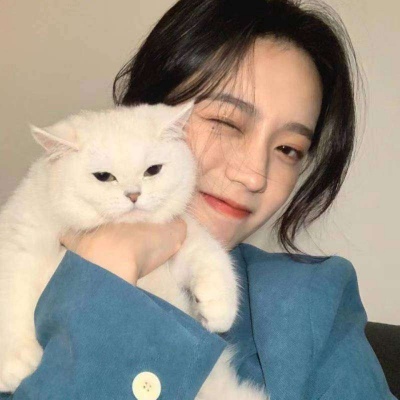 2021年女生可爱头像蓝天图片