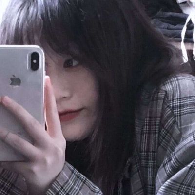 2021最火QQ手绘社会女戴口罩头像女生图片