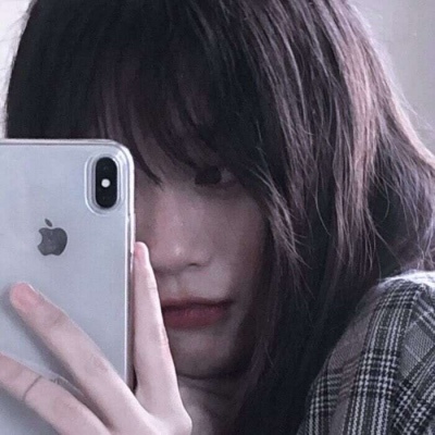 2021最火QQ手绘社会女戴口罩头像女生图片