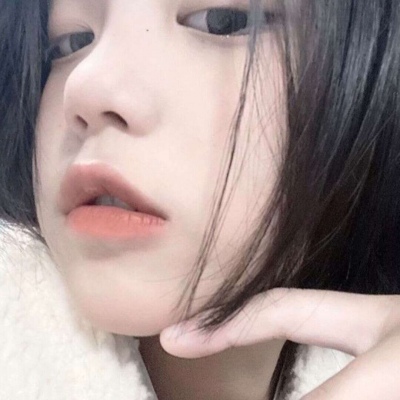 2021最火QQ手绘社会女戴口罩头像女生图片