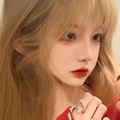2021年最好看的天气头像真人女生图片