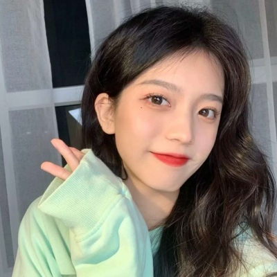 2021女生显眼的头像图片