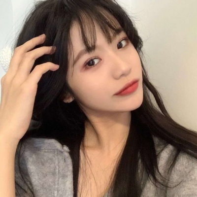 2021女生显眼的头像图片