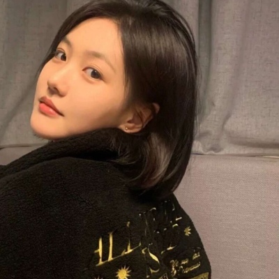 2021女生显眼的头像图片