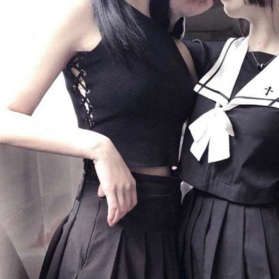 2021最火衬衫帅气的头像女生图片