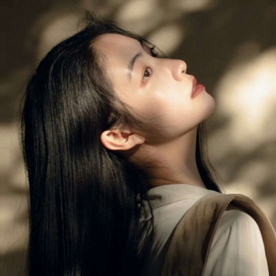 高清清新的2021好看唯美妇女生活照图片做头像图片