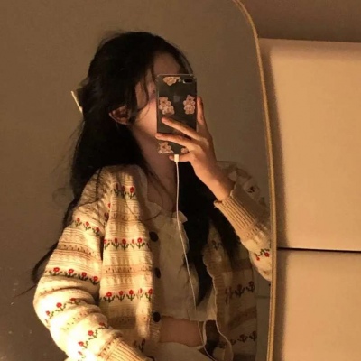 2021混黑可爱女生头像图片