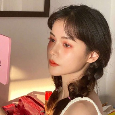 2021混黑可爱女生头像图片