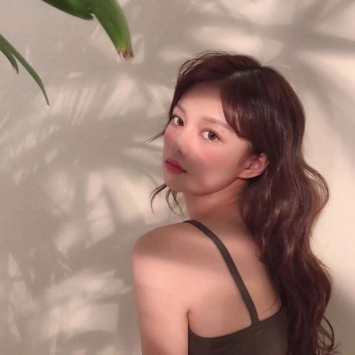 2021混黑可爱女生头像图片