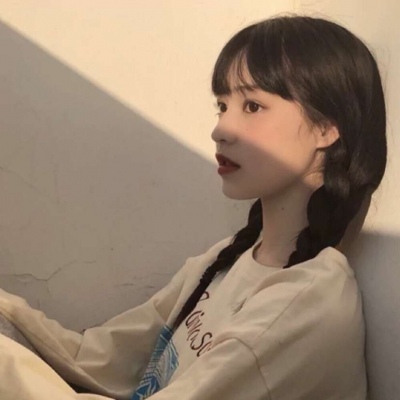 2021混黑可爱女生头像图片