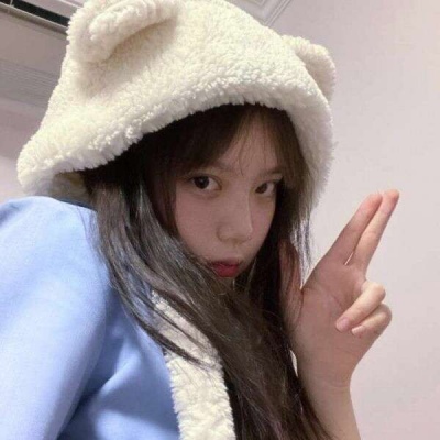 高清好看的2021年超仙闺蜜成熟背影卡通头像 女生头像图片