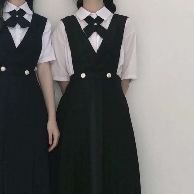高清好看的2021年超仙闺蜜成熟背影卡通头像 女生头像图片