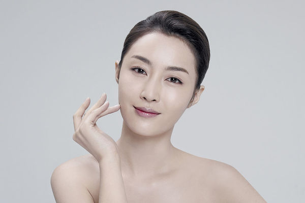 敷完面膜要洗脸吗知乎图片