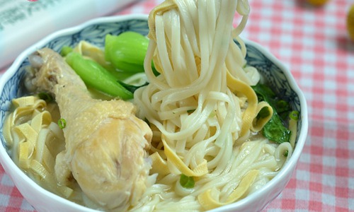 早餐食谱简单快速做法，营养快手面条十分钟搞定图片