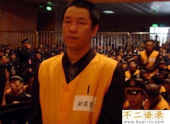中国黑社会老大排行榜 他们的事迹和背景让人震惊图片