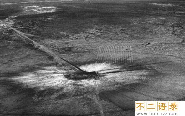 1978年罗布泊食人蜥蜴事件，罗布泊核爆炸死千条巨蜥图片