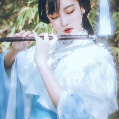 唯美手绘古风女生头像  手绘古风动漫女生图片