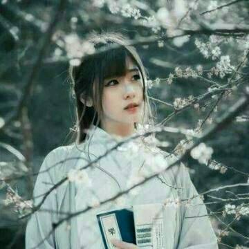 韶华刹那古风女生头像  唯美古风人物图片