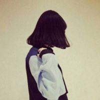 伤感女生头像背影 伤心到我不想跟你说话图片