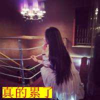 带字的霸气女生背影头像图片