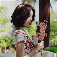 唯美意境女生头像 一寸还成千万缕图片