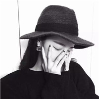 黑白唯美女生头像 任他明月下西楼图片