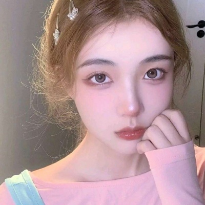 微信头像2021对着镜子拍自己的女生头像图片