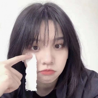 2021年最好看的30张同一个女生头像图片