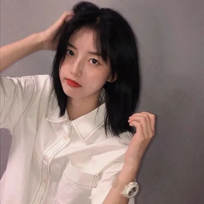 2021神仙戴着钞票眼镜头像女生图片