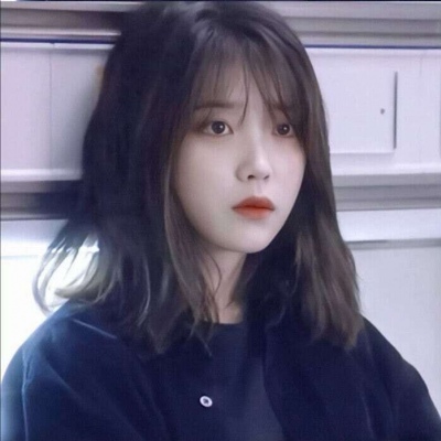 2021年带篮球的头像女生霸气图片