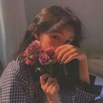 2021头像 女生卡通手绘霸气图片