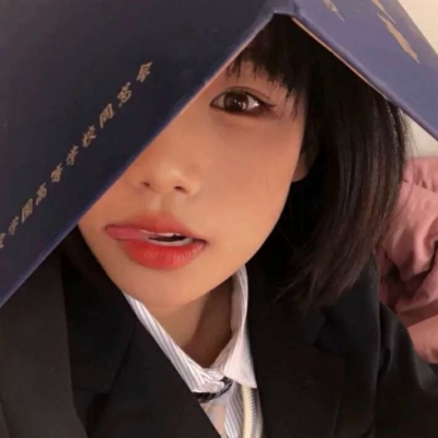 2021年女生好看头像动漫 梦幻图片