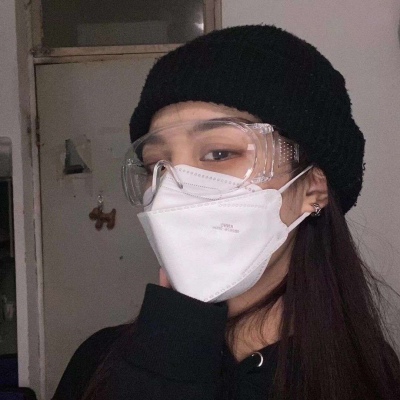 2021扣扣头像侧面女生短发图片